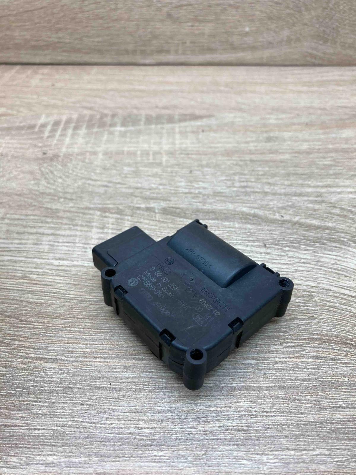 4F0820511A 0132801359 Used  Air flap motor/actuator Audi A6 S6 C6 4F