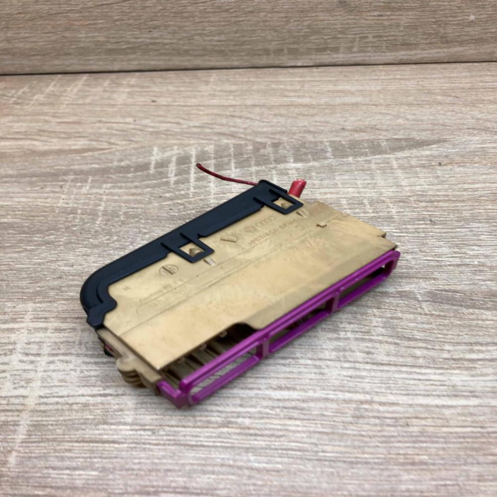 8K0941824A   Fuse module Audi A6 S6 C6 4F