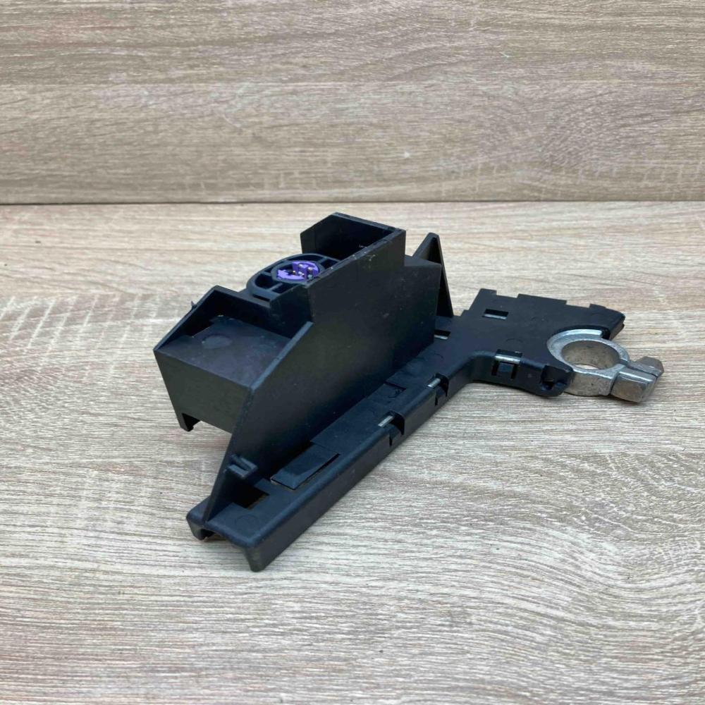 4F0915519 4F0915459  Battery relay fuse Audi A6 S6 C6 4F