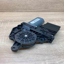 5M0839402B F005S00208  Rear door window regulator motor Volkswagen Golf Plus