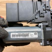 5M0839402B F005S00208  Rear door window regulator motor Volkswagen Golf Plus