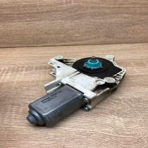 8K0959811B   Rear door window regulator motor Audi A6 S6 C6 4F