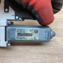 3C0959703B   Rear door window regulator motor Volkswagen Golf VI
