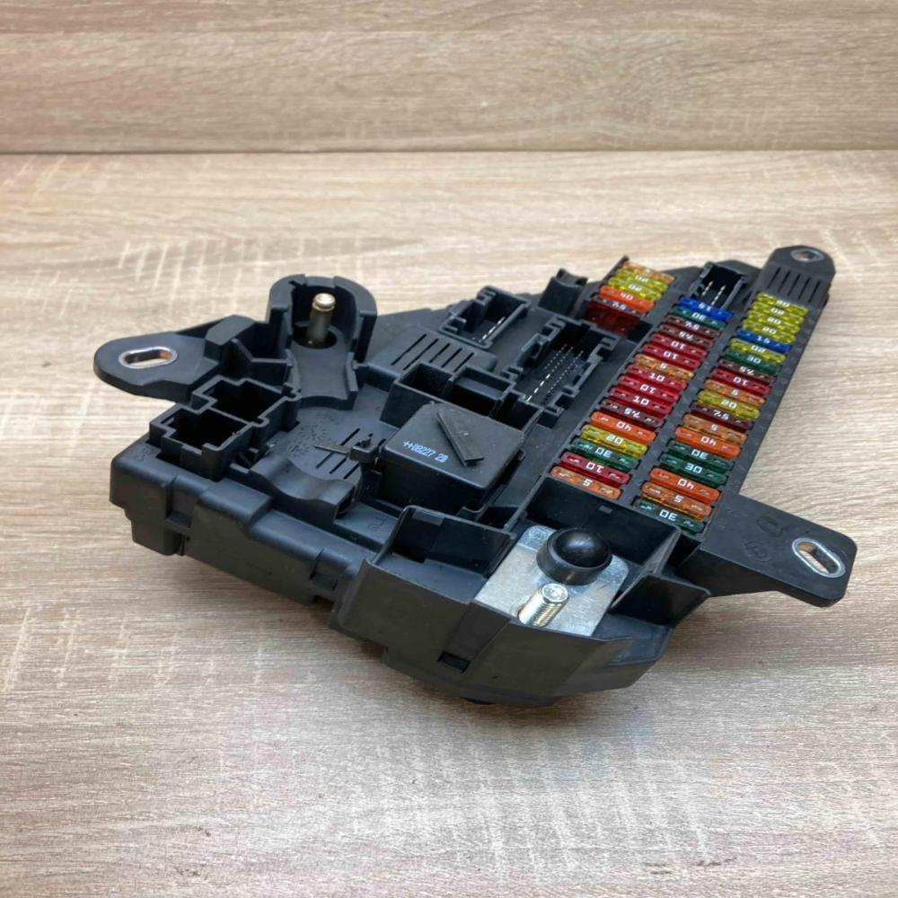 9138830 518956057  Fuse module BMW 5 E60 E61