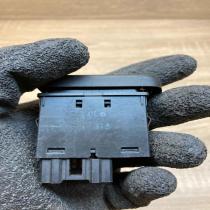 Hazard switch   Hazard light switch Mazda 626