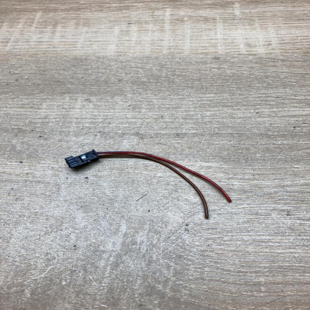 6925626   Plug wire BMW X5 F15