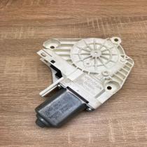 8K0959812A   Rear door window regulator motor Audi A4 S4 B8 8K