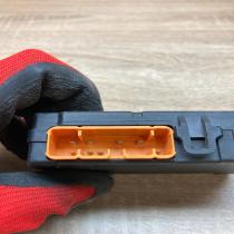 82641 05011 05810530  Fuse box set Toyota Avensis T220