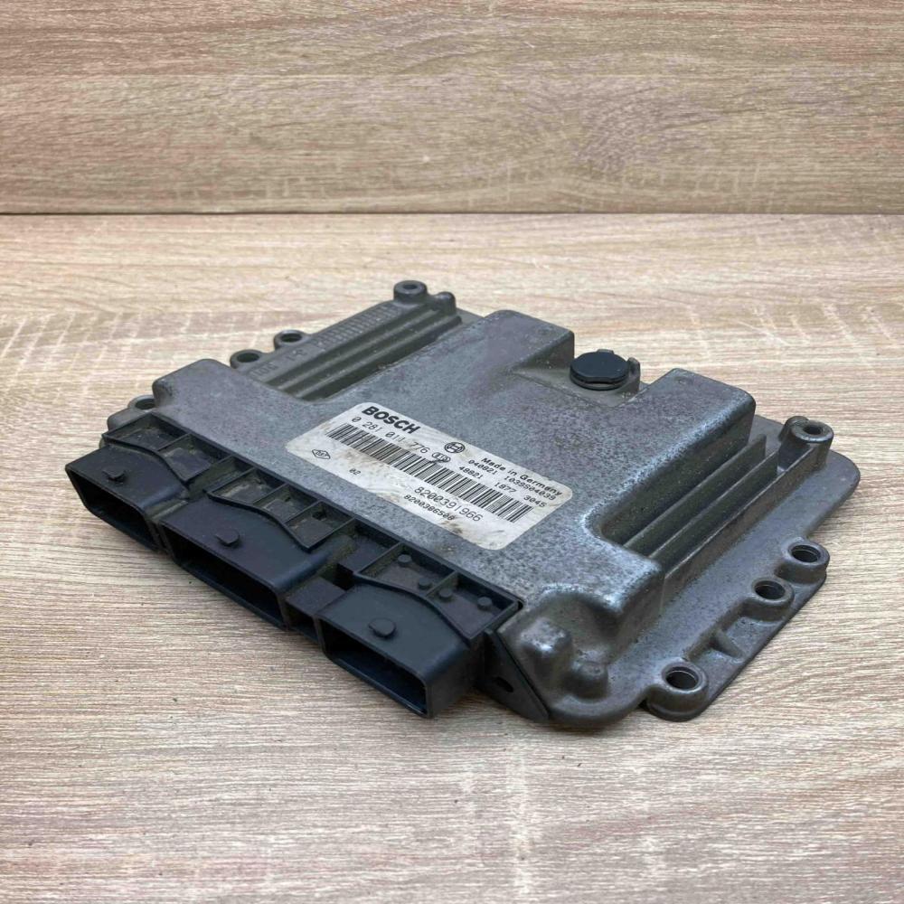 8200391966 0281011776  Engine control unit/module ECU Renault Scenic II -  Grand