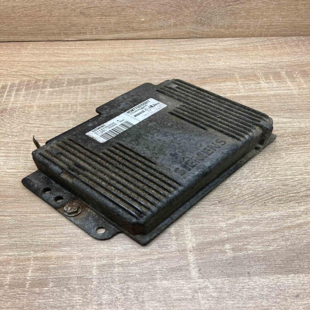 7700102295 S113725203A  Engine control unit/module ECU Renault Laguna I