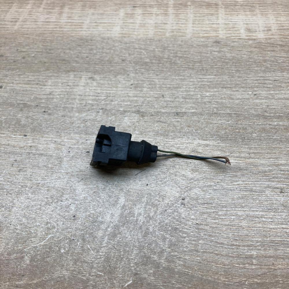1427615 1427786  Plug wire BMW 5 F10 F11