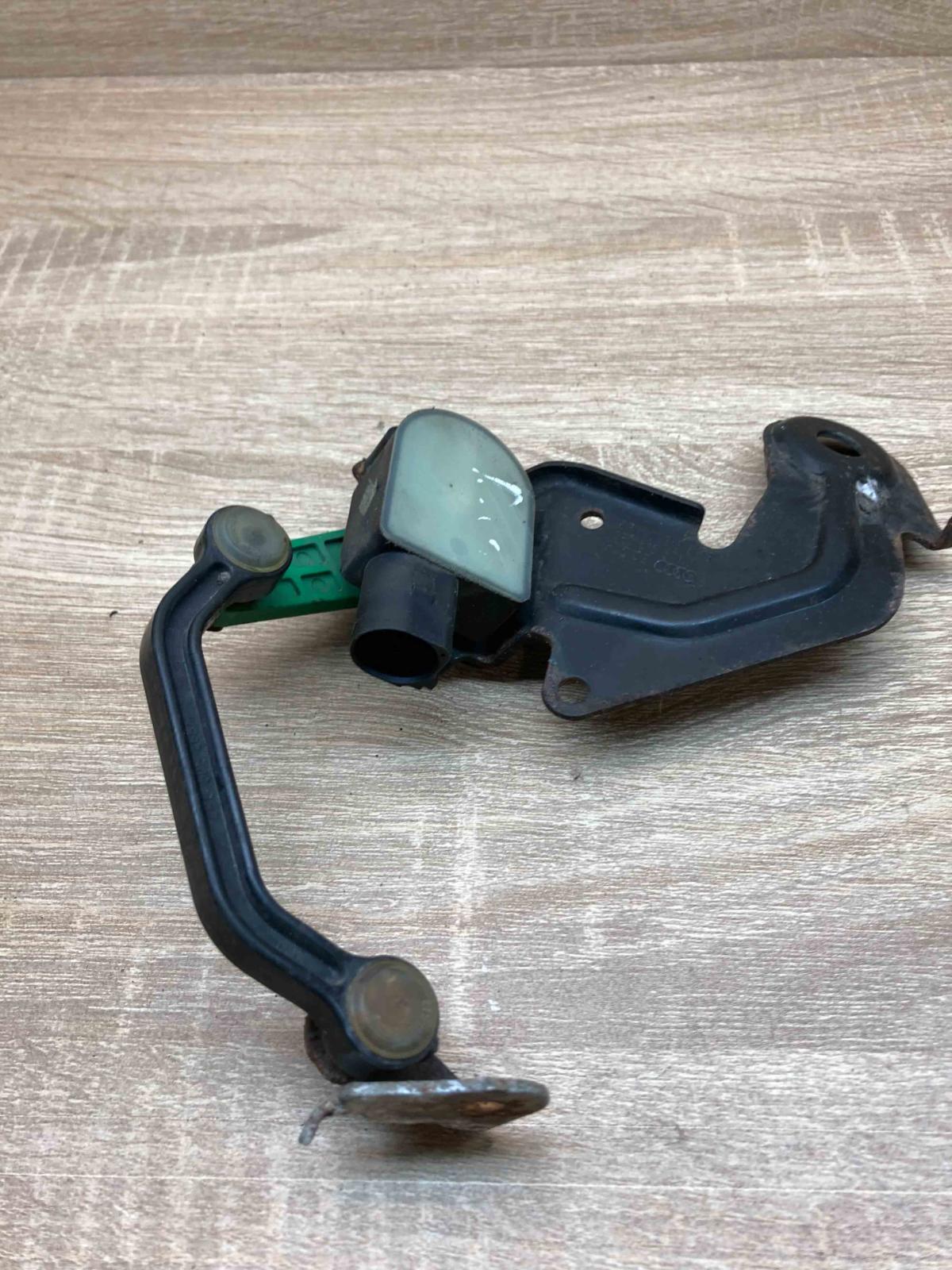 4F0907503 4F0616571J  Headlight/headlamp level sensor Audi A6 S6 C6 4F