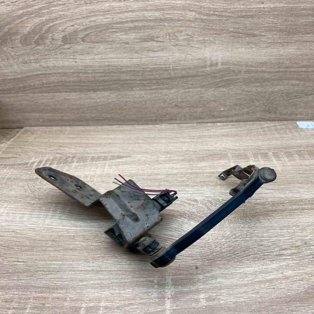 8E0907503 6PM008161 Used With Plug Headlight/headlamp level sensor Audi A4 S4 B6