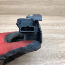 8P4827505B   Tailgate/trunk/boot lock/catch/latch Audi A3 S3 8P