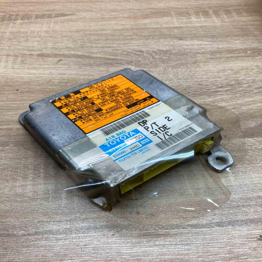 89170 44050 2310002460  Airbag control unit/module Toyota Avensis Verso