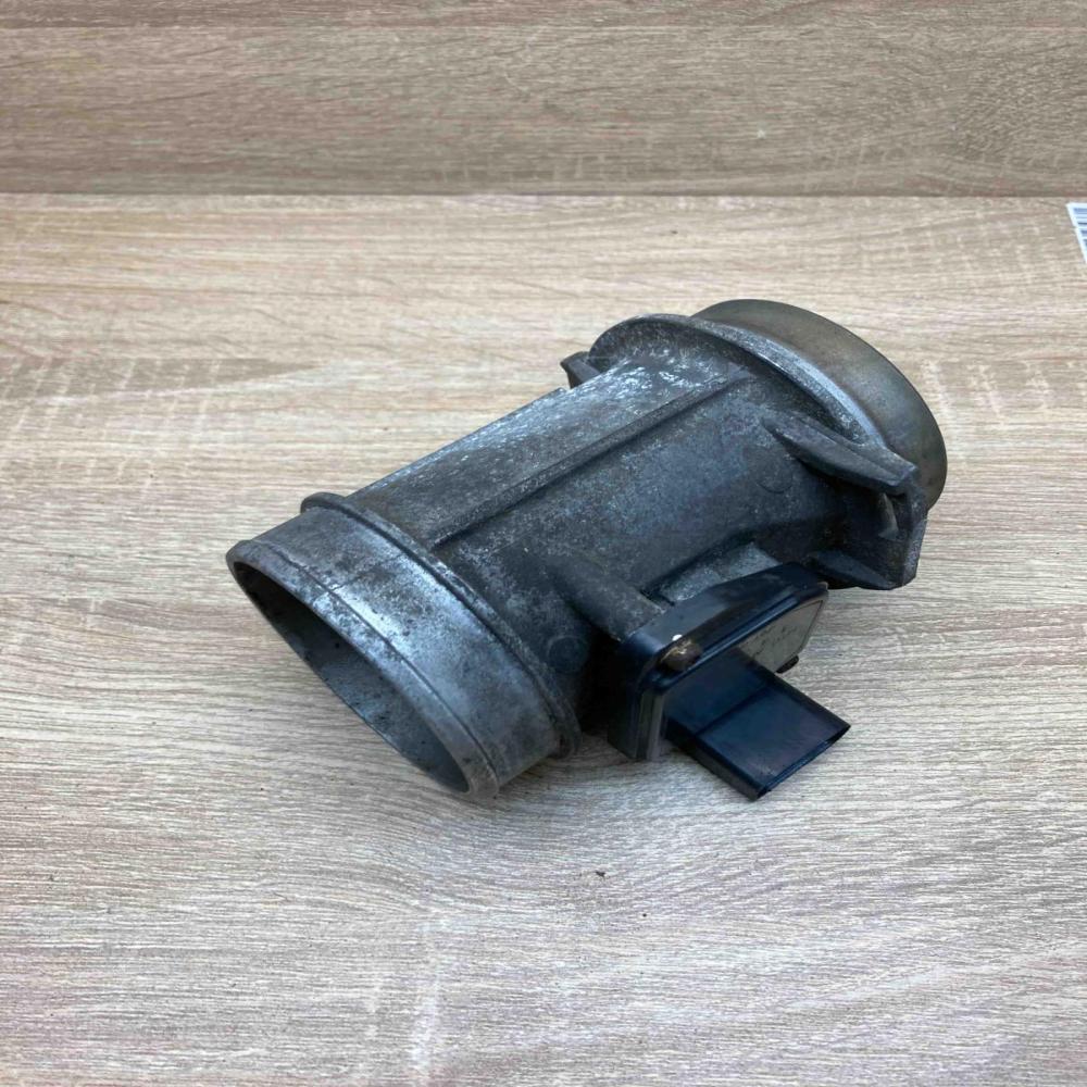 AFH70 25C   Mass air flow meter Audi A6 S6 C5 4B