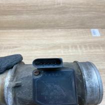 AFH70 25C   Mass air flow meter Audi A6 S6 C5 4B
