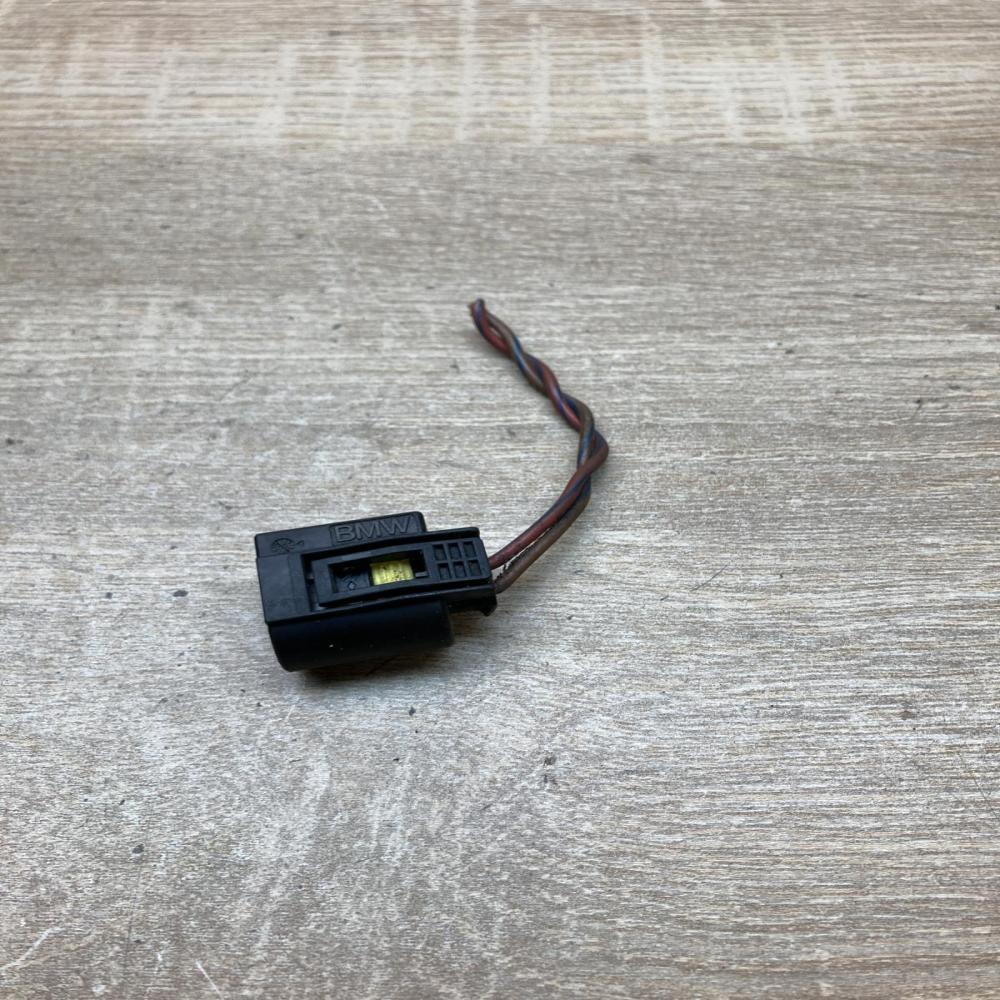 7789576 6800100  Plug wire BMW 3 F30 F35 F31
