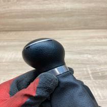 5M0711113R   Gear lever shifter trim leather/knob Volkswagen Golf Plus