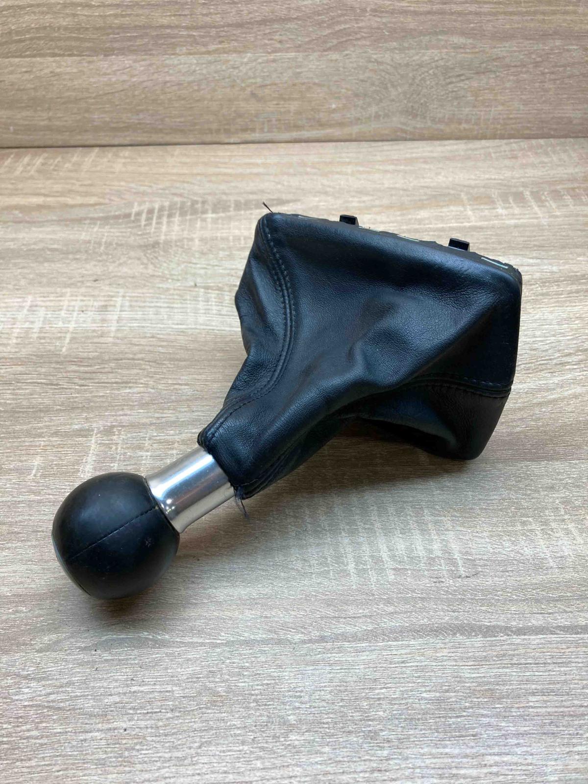 VW Gear Gaiter  5 Gear Gear lever shifter trim leather/knob Volkswagen PASSAT B6