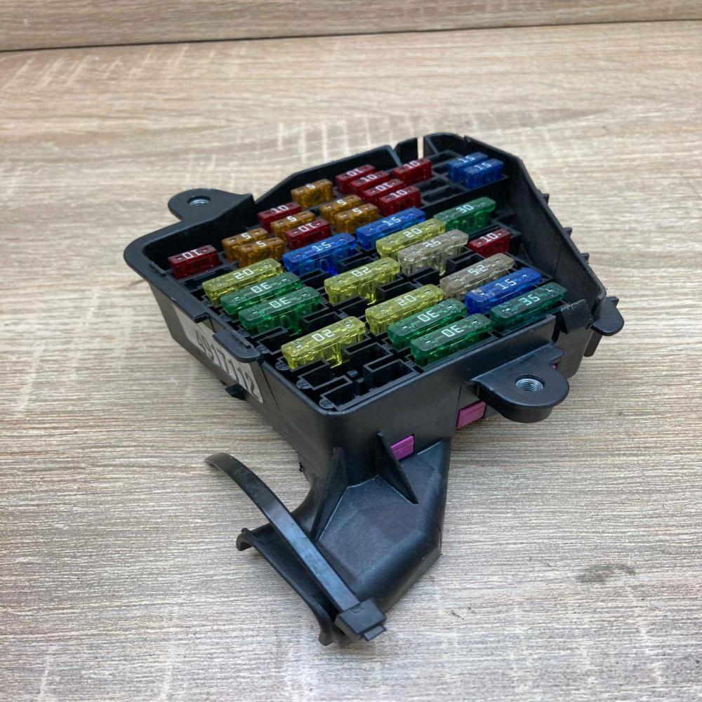 8D1941824   Fuse box set Audi A4 S4 B5 8D
