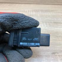 3C0927225C   Hand parking brake switch Volkswagen PASSAT B6