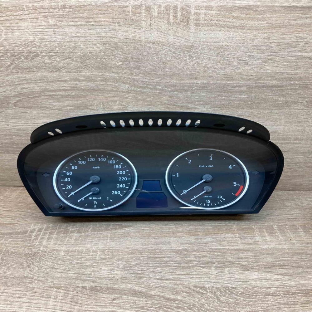 6983153 110080213  Speedometer (instrument cluster) BMW 5 E60 E61
