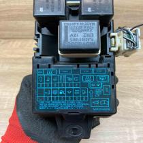 MR318828 MB953355 With Plug Fuse module Mitsubishi Carisma