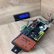 MR318828 MB953355 With Plug Fuse module Mitsubishi Carisma