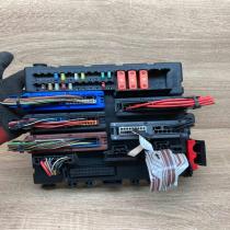13112914 519049027 AU Fuse module Opel Vectra C