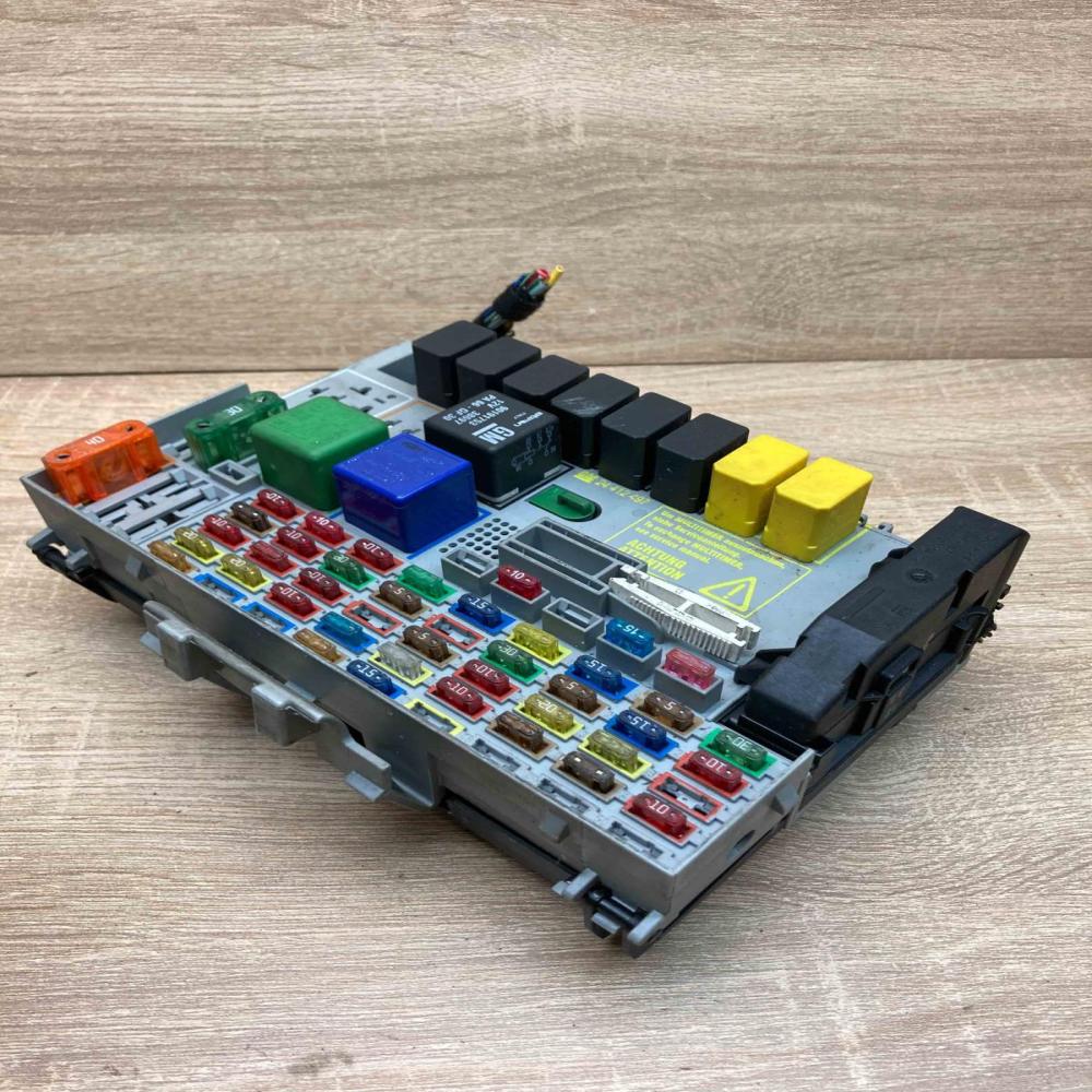 24412497   Fuse box set Opel Zafira A