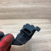 8P4827505B   Tailgate/trunk/boot lock/catch/latch Audi A3 S3 8P