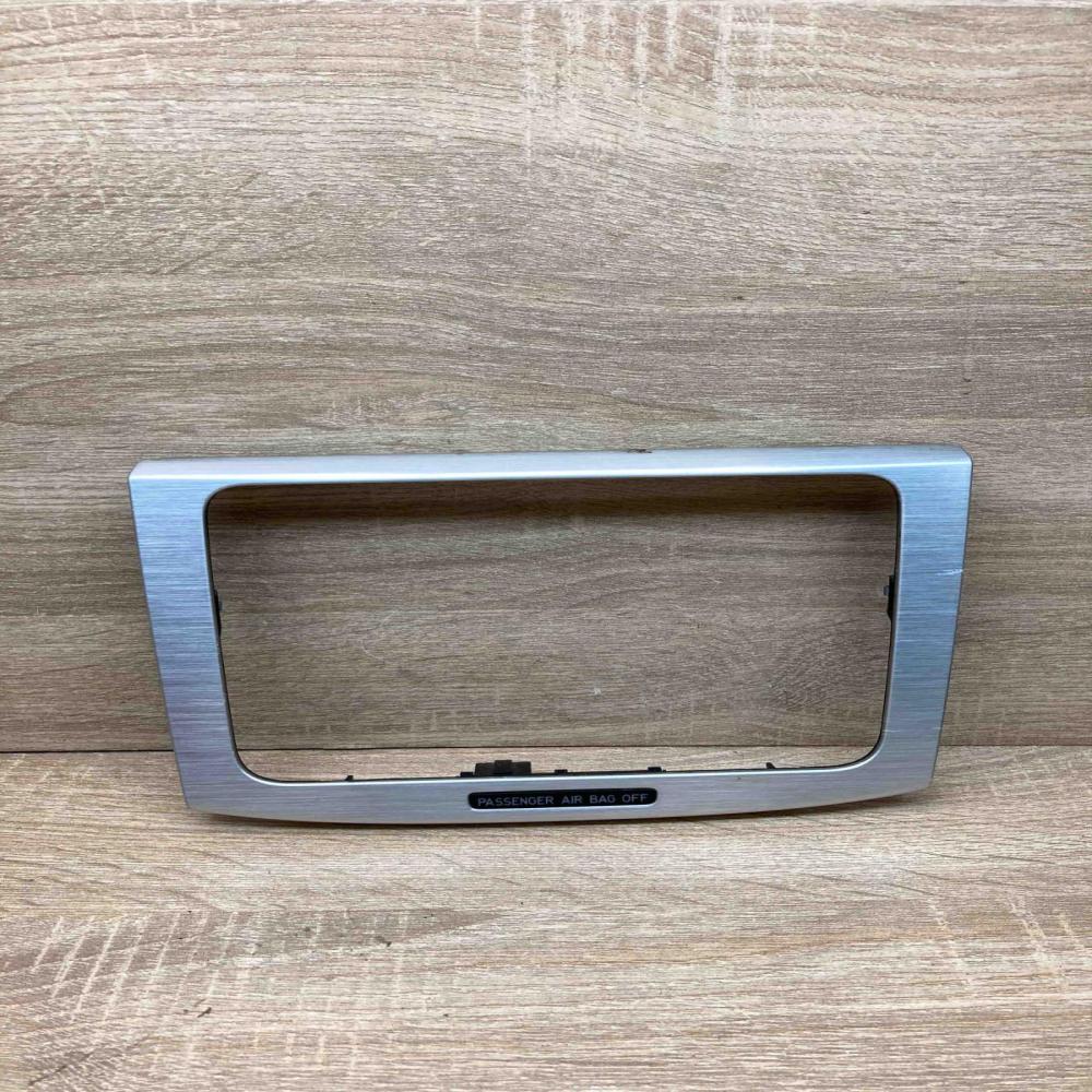 3C0858069P 3C0919234  Radio/GPS head unit trim Volkswagen PASSAT B7