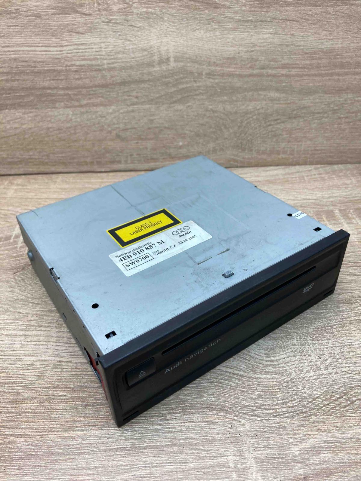 4E0919887C 4E0910887M  Navigation unit CD/DVD player Audi A6 S6 C6 4F