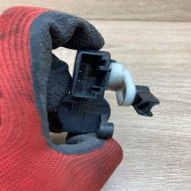 0132801363   Air flap motor/actuator Volkswagen PASSAT B6