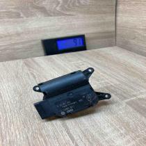 0132801363   Air flap motor/actuator Volkswagen PASSAT B6