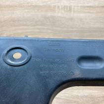 4F9807454 13867 RH Rear bumper mounting bracket Audi A6 S6 C6 4F