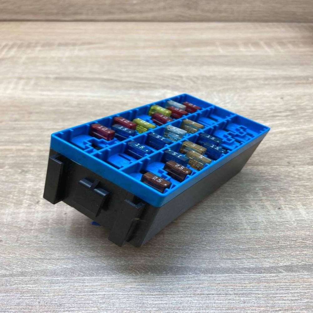 1096033   Fuse module Renault Megane I