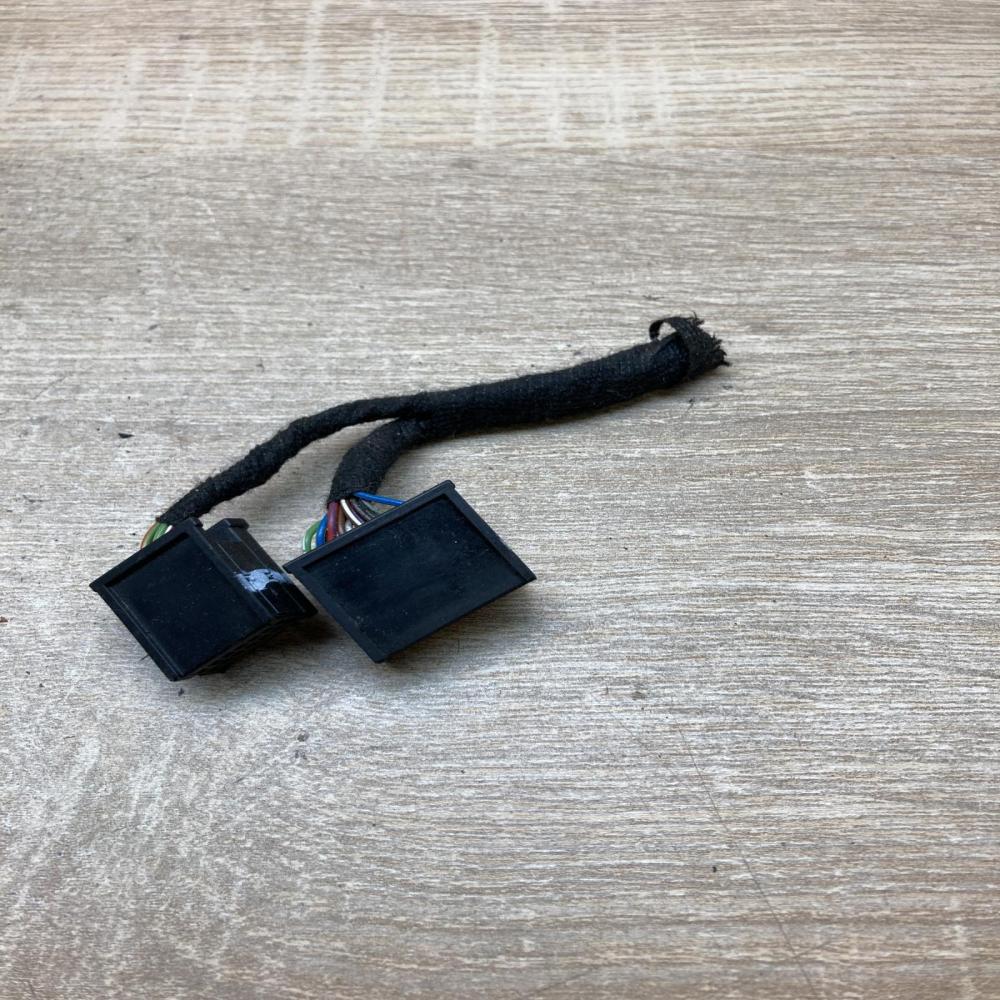 6925572 6925576  Plug wire BMW 5 F10 F11