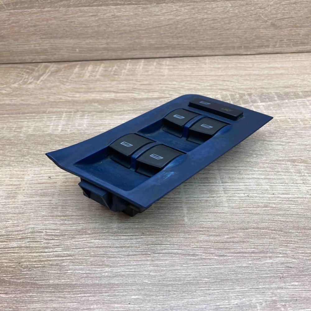 4B0959851 501680  Electric window control switch Audi A6 S6 C5 4B
