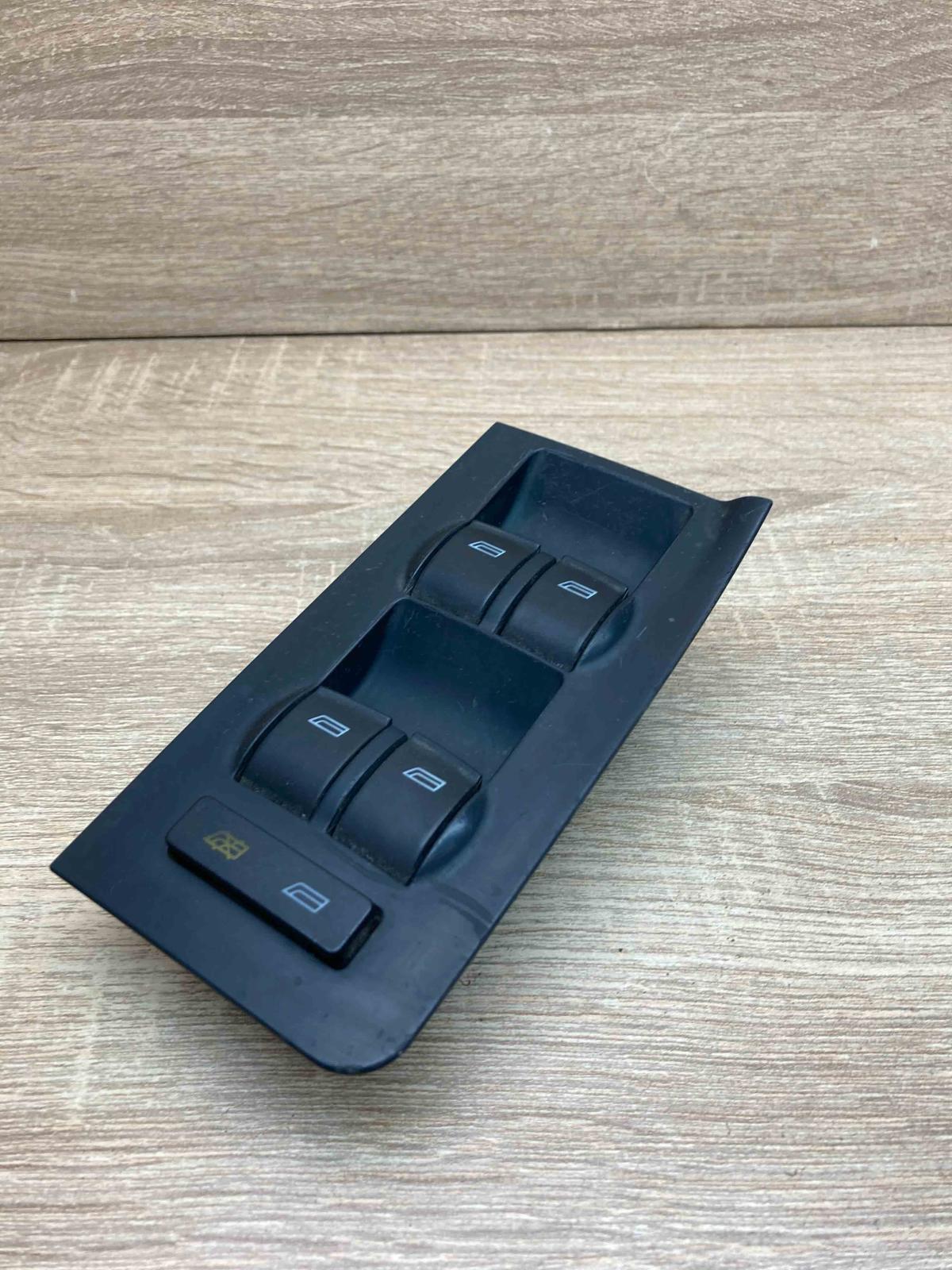 4B0959851 4B1959521  Electric window control switch Audi A6 S6 C5 4B
