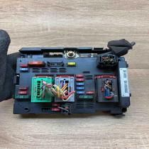 9650664180 43476880  Fuse module Peugeot 307