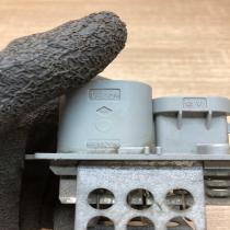 651920N   Heater blower motor/fan resistor Renault Scenic I