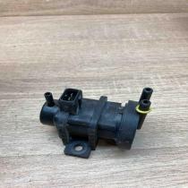 4522371 4715396  Turbo solenoid valve Opel Vectra B