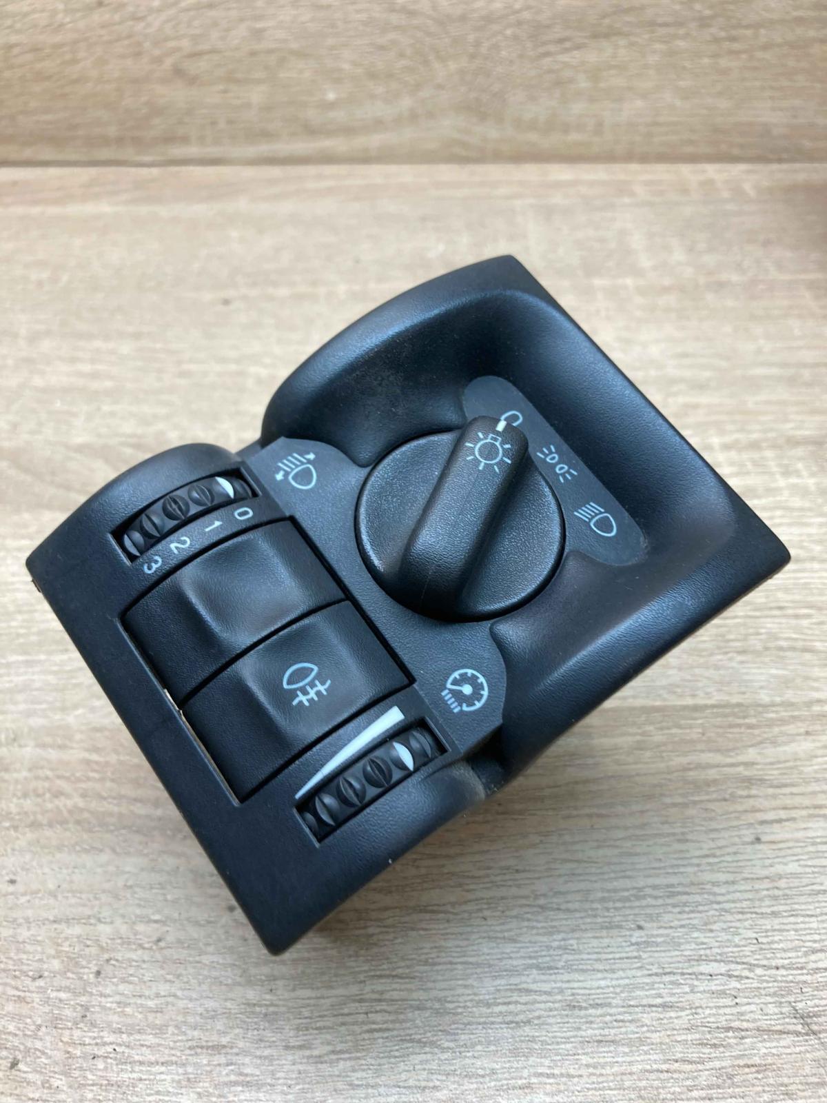 09228134  PS Light switch Opel Vectra B