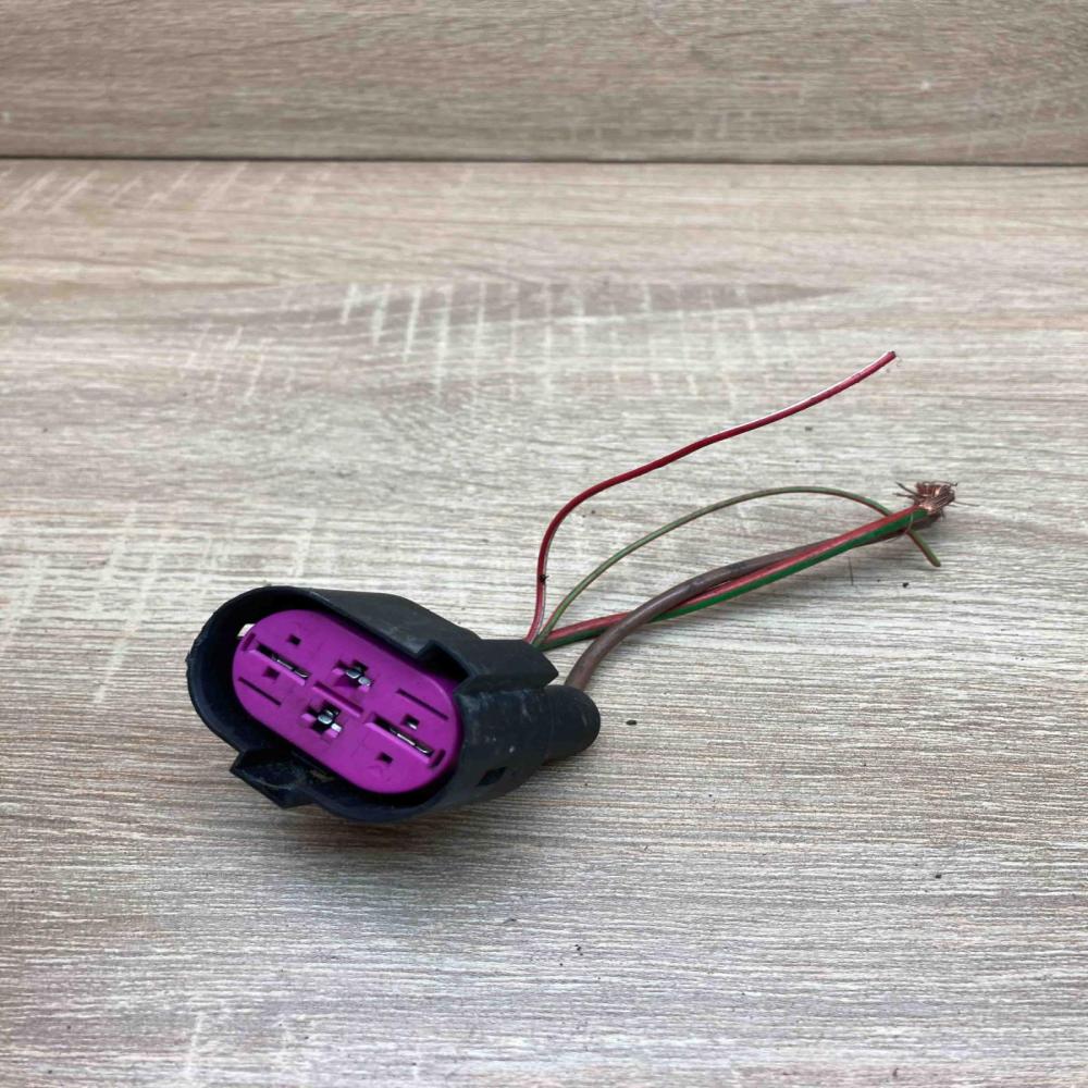 1J0906234   Plug wire Volkswagen Tiguan