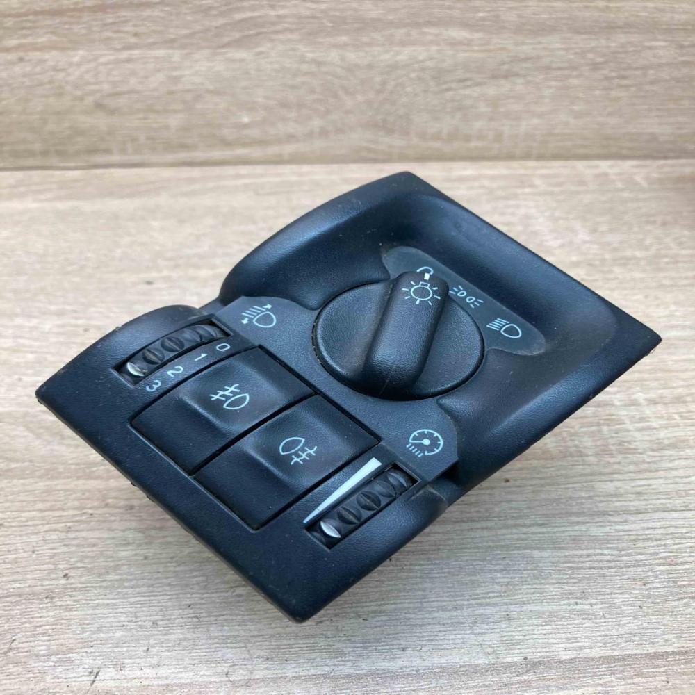 09228133  PER Light switch Opel Vectra B
