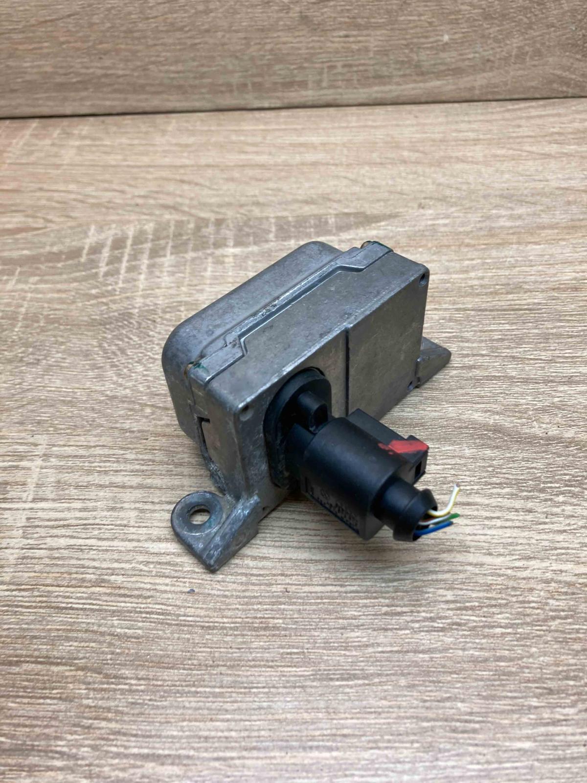 1K0907655B 100985 03204 With Plug ESP acceleration yaw rate sensor Volkswagen Go