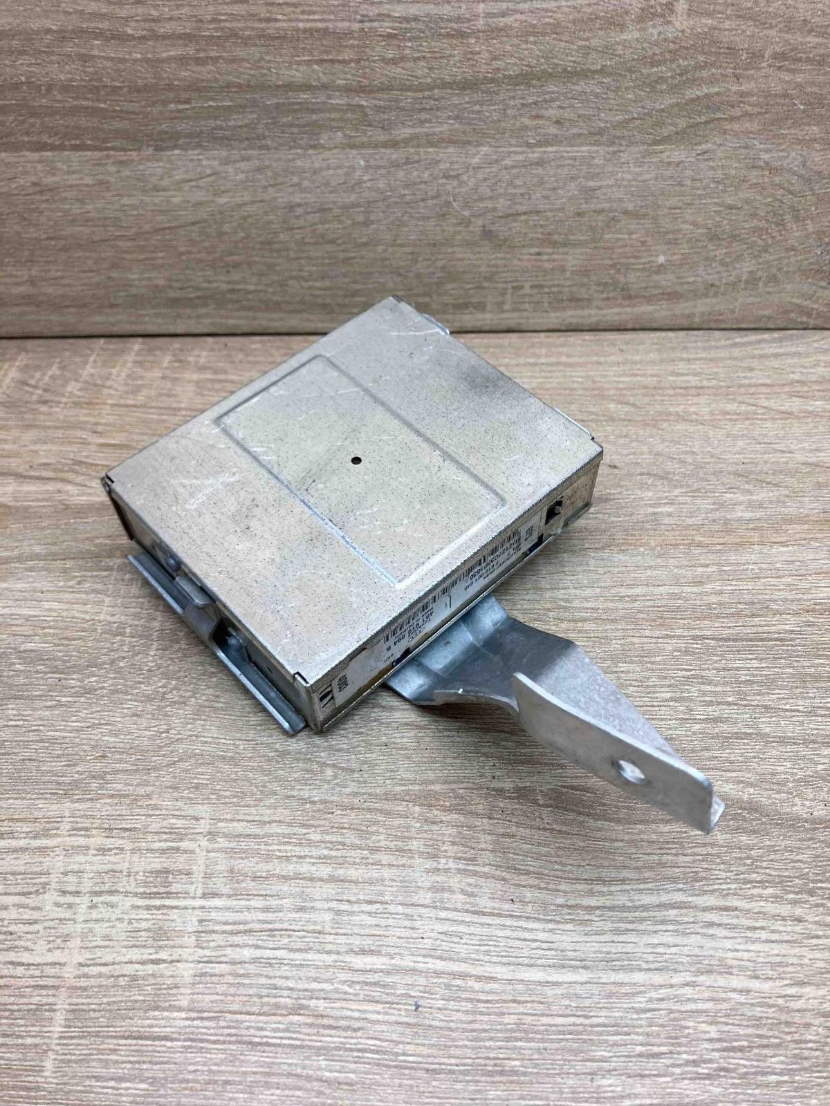 4B1919894B 7612001049  GPS navigation control unit/module Audi A6 S6 C5 4B