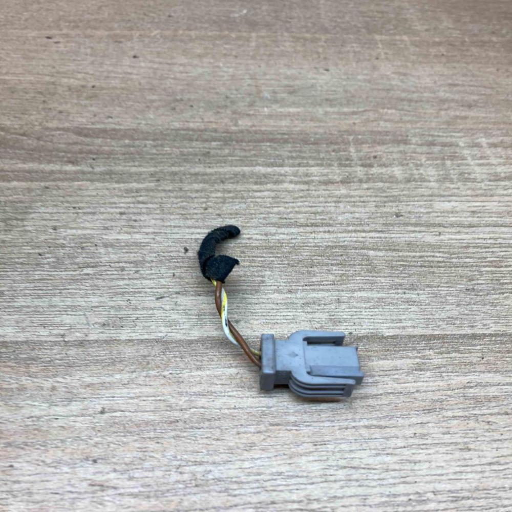 893971632   Plug wire Audi A6 S6 C6 4F